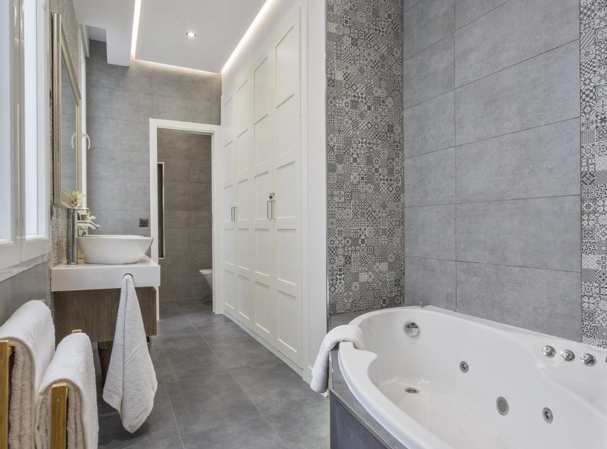 Charming City Center Apartment For 4 Perfect Location, Espoz Y Mina III Мадрид Екстер'єр фото
